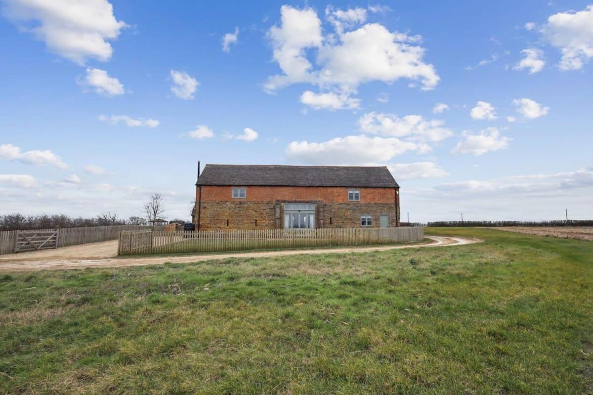 Sophie'S Barn - Hot Tub Packages Available Villa Market Harborough Eksteriør bilde